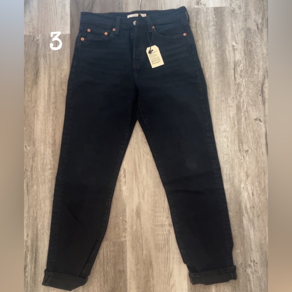 Levi’s wedgie size 26